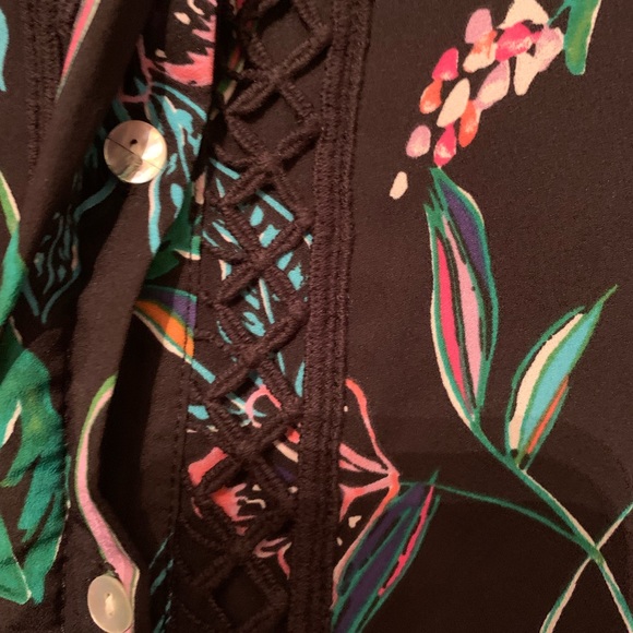 A.N.D EA WY BLACK GREEN /MULTI FLORAL PRINT MIX MEDIA SLEEVELESS SHIRT NEW SZ S - Picture 2 of 4